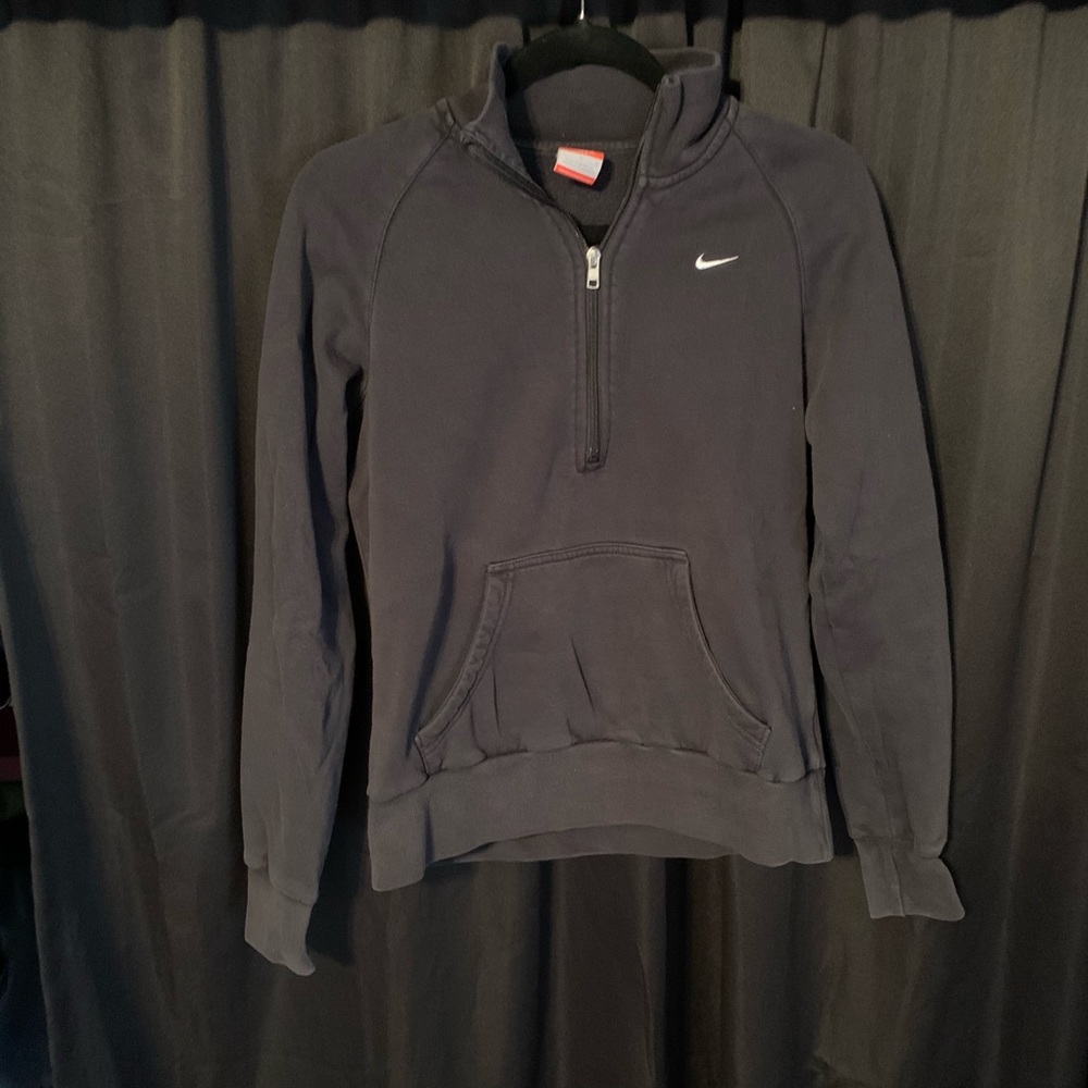 NIKE QUARTER ZIP